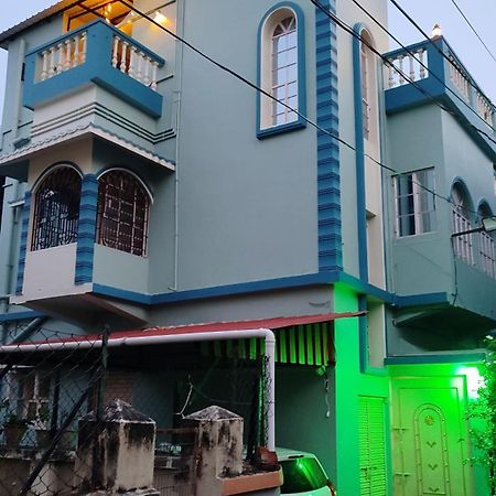 Urban Sky Apartment Shānti Niketan Exterior foto